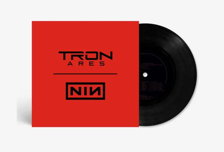 Nine Inch Nails - Alive As You Need Me To Be