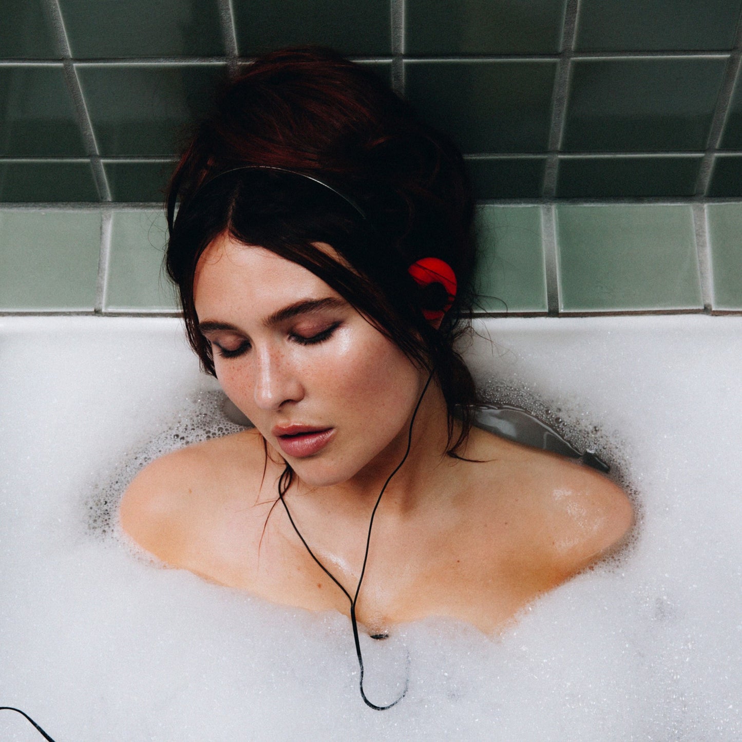 Mimi Webb - Confessions (Preorder 12/09/25)
